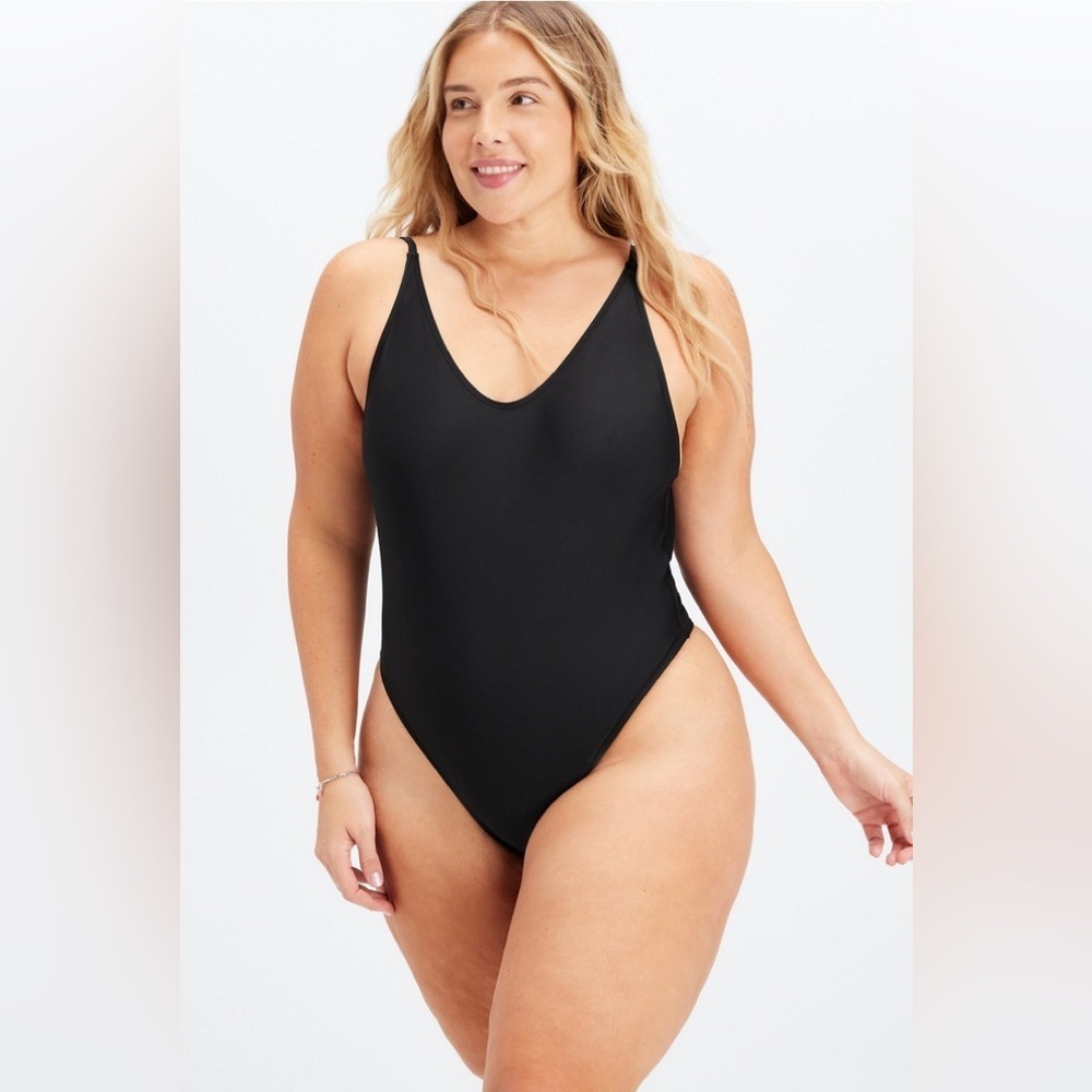 Fabletics Low Back One-Piece Swimsuit NWT 3x